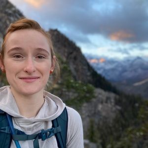 Meet your Posher, Becca